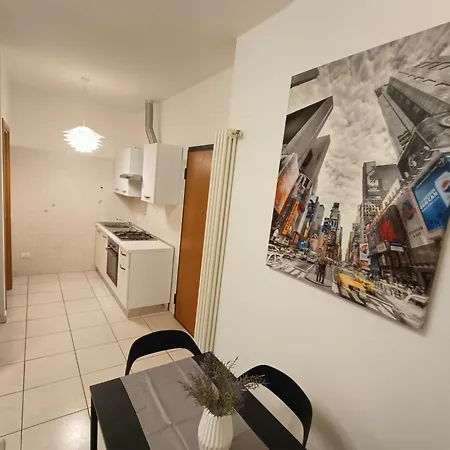 Blancohouse De Carolis - Tra Mare E Centro Daire *